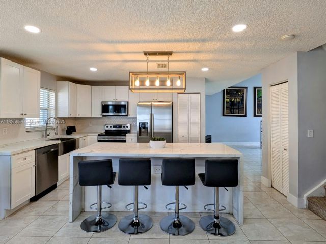 Home for sale at 335 SW 183rd Way - photo 6193533