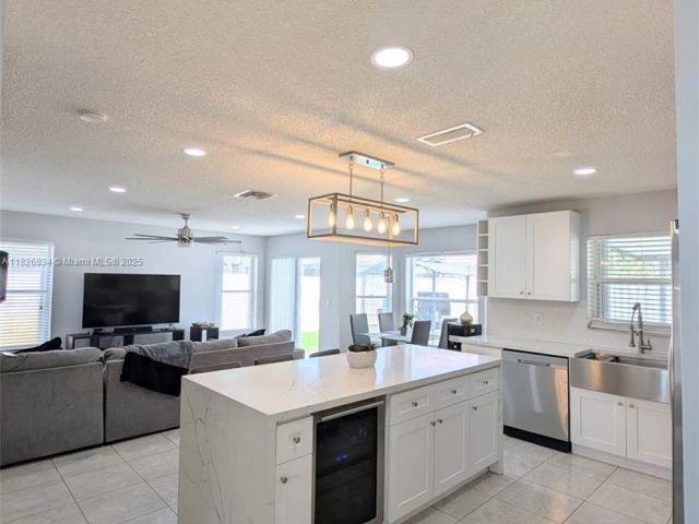 Home for sale at 335 SW 183rd Way - photo 6193535