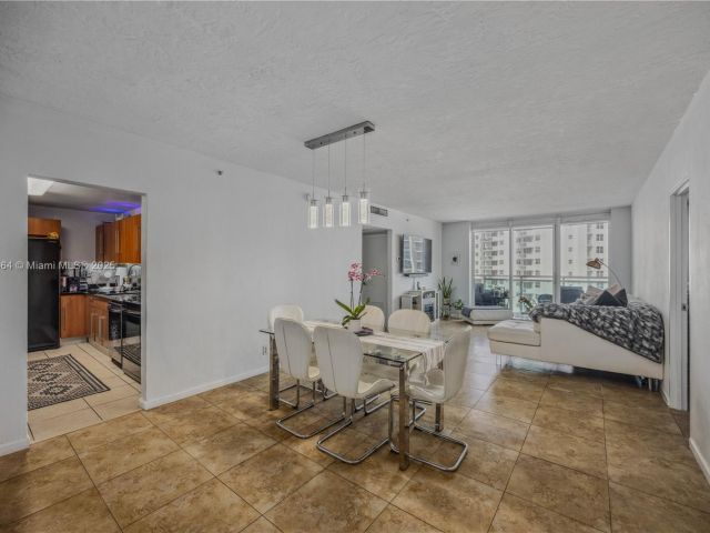 Apartment for sale  Unit #702 - photo 6193880