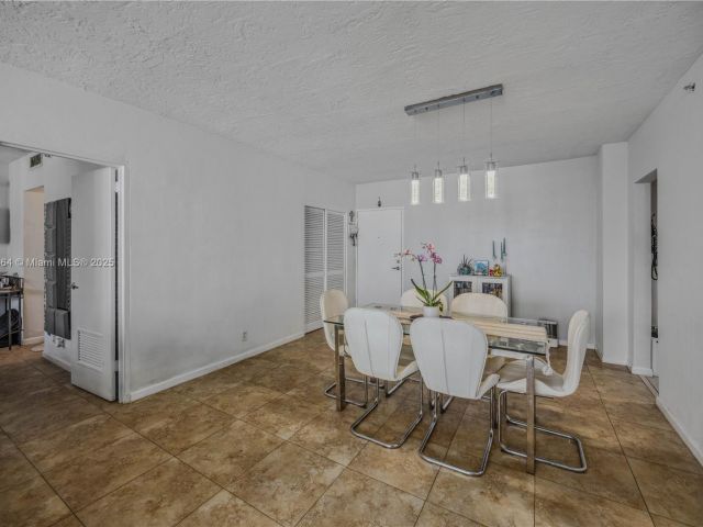 Apartment for sale  Unit #702 - photo 6193882