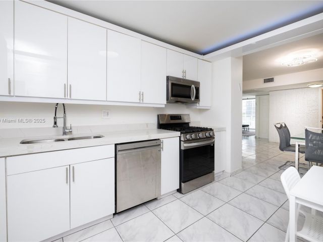 Apartment for sale  Unit #227 - photo 6194158