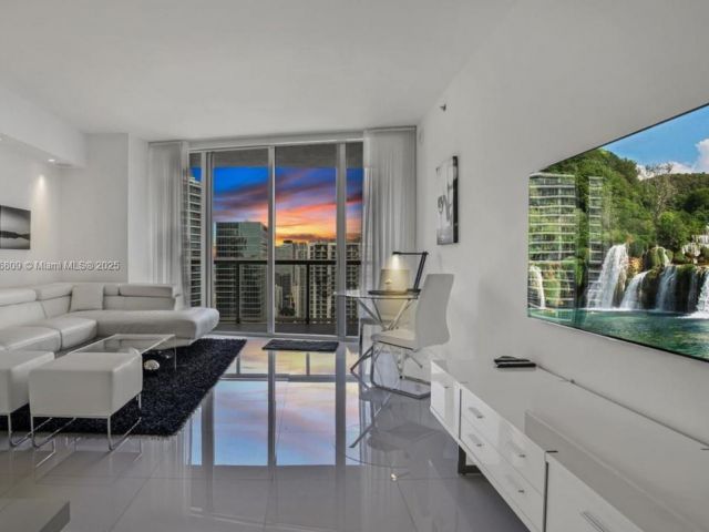 Apartment for sale  Unit #4310 - photo 6196842