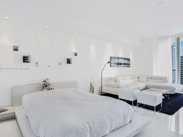 Apartment for sale  Unit #4310 - photo 6196849