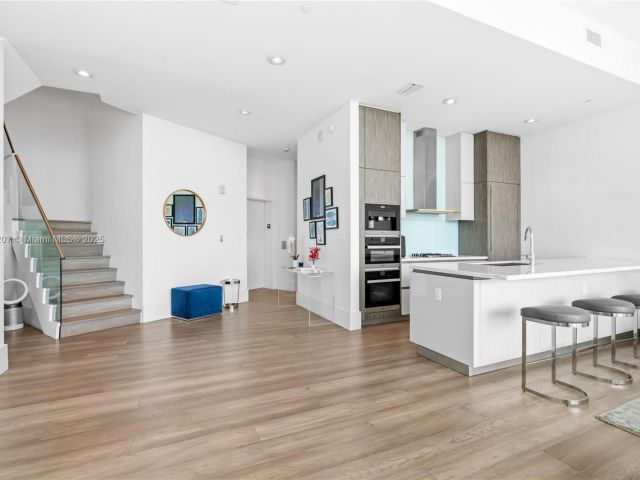 Apartment for sale  Unit #403S - photo 6198493