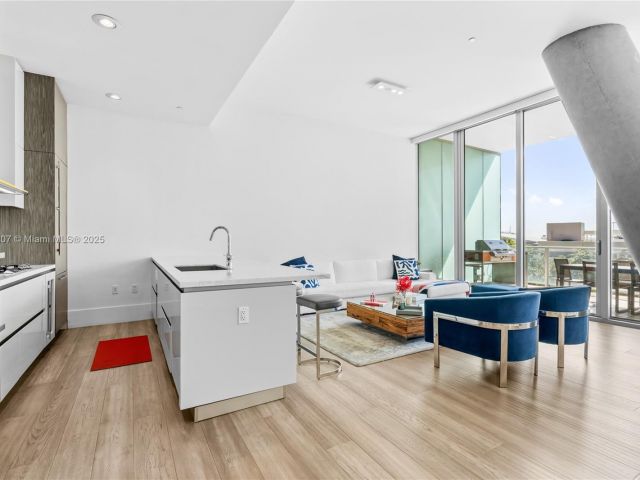 Apartment for sale  Unit #403S - photo 6198503