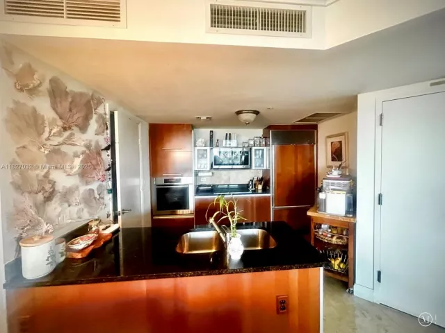 Apartment for sale  Unit #509 - photo 6198915