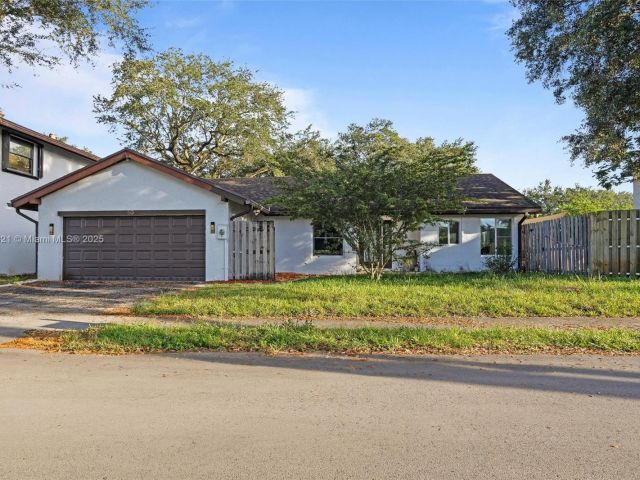 Home for sale at 50 Forest Cir - photo 6291092