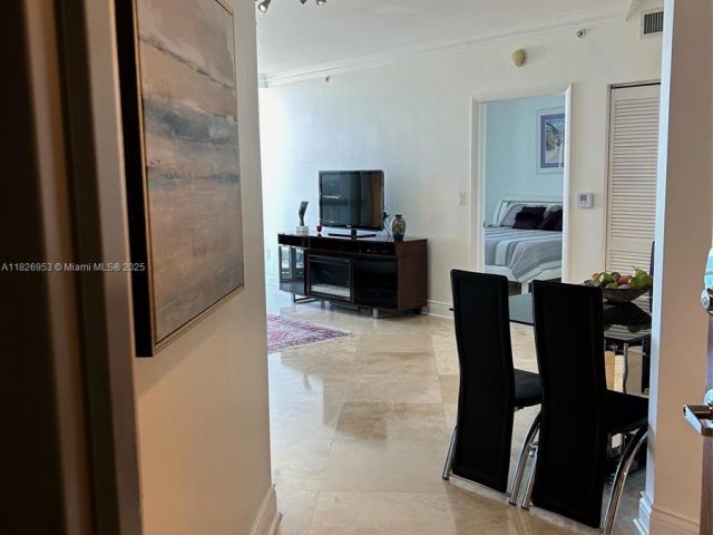 Apartment for rent  Unit #2309 - photo 6199184