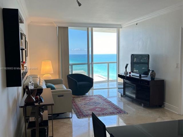 Apartment for rent  Unit #2309 - photo 6199186