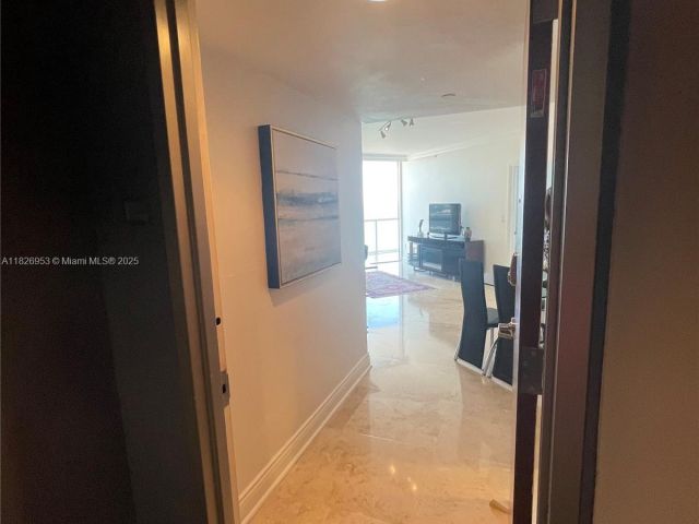 Apartment for rent  Unit #2309 - photo 6199190