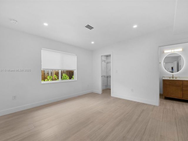 Home for sale at 1617 Washington St - photo 6233591