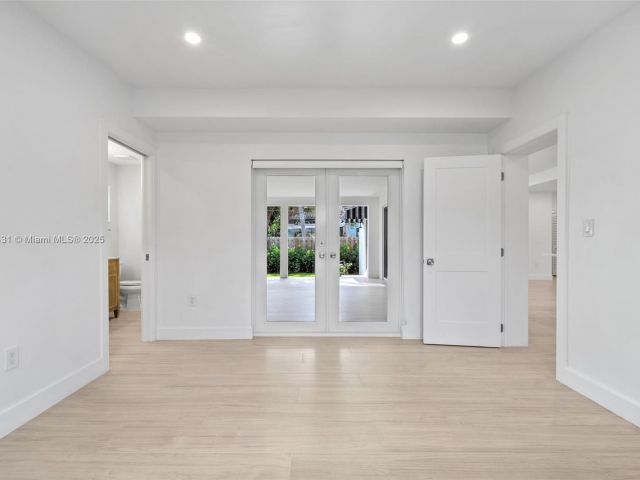 Home for sale at 1617 Washington St - photo 6233593