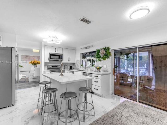 Home for sale at 942 NW 133rd Ct - photo 6197288