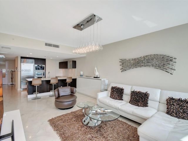 Apartment for sale  Unit #2006 - photo 6198955