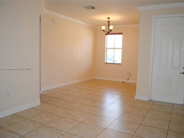 Home for rent at 11362 SW 137th Pl 11362 - photo 6197487
