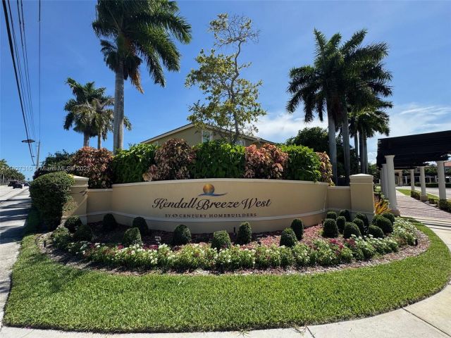 Home for rent at 11362 SW 137th Pl 11362 - photo 6197498