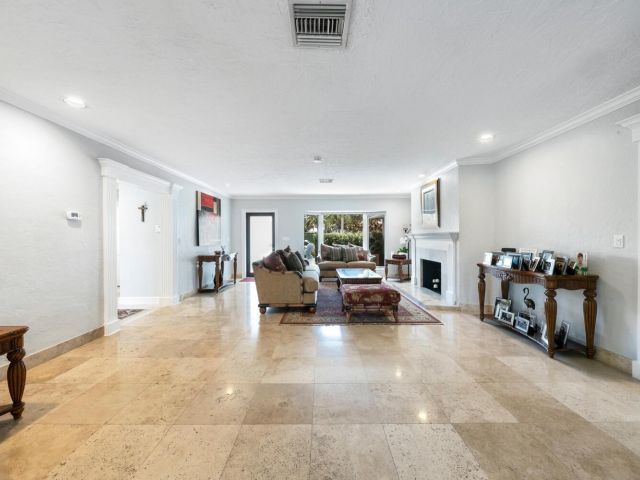 Home for sale at 2319 Castilla Isle - photo 6199427