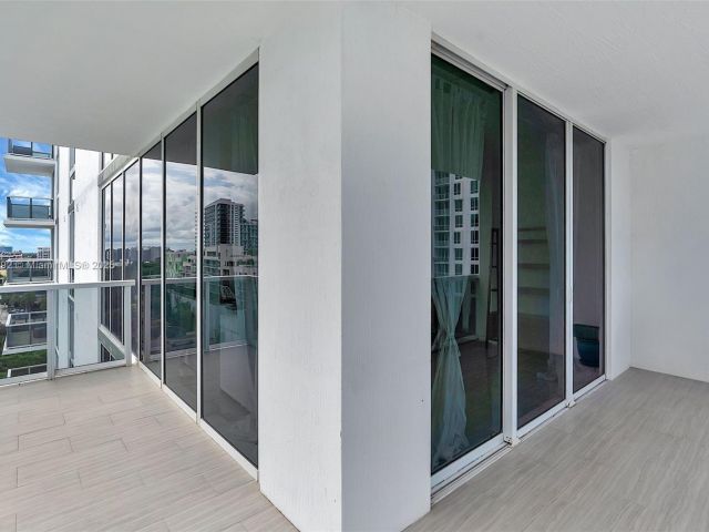 Apartment for sale  Unit #1105 - photo 6206116