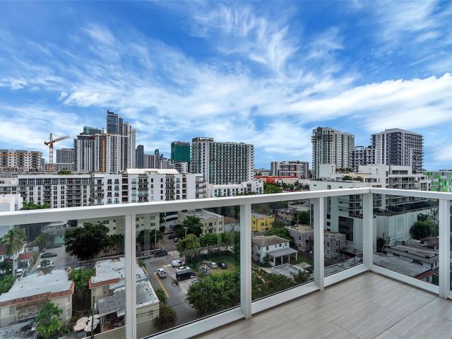 Apartment for sale  Unit #1105 - photo 6206118