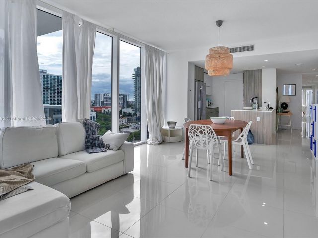 Apartment for sale  Unit #1105 - photo 6206128