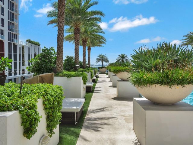 Apartment for sale  Unit #1105 - photo 6206129