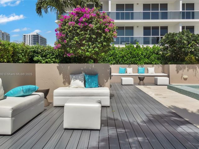 Apartment for sale  Unit #1105 - photo 6206130