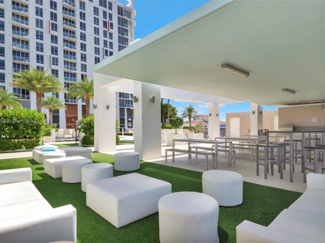 Apartment for sale  Unit #1105 - photo 6206131