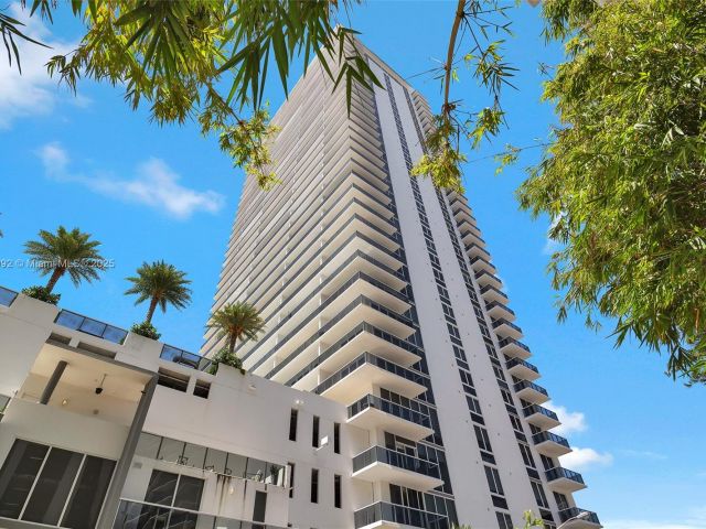 Apartment for sale  Unit #1105 - photo 6206132