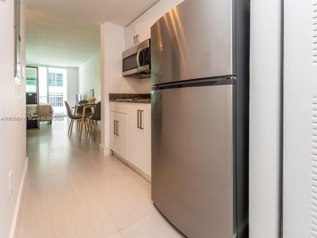 Apartment for rent  Unit #3210 - photo 6199744