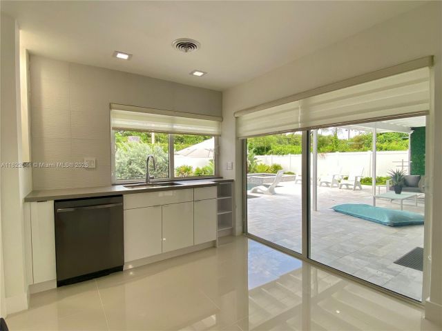 Home for sale at 1321 Garfield St - photo 6196341