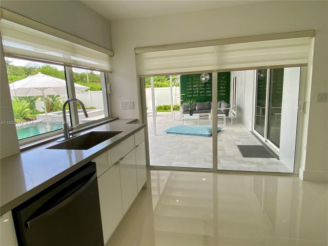 Home for sale at 1321 Garfield St - photo 6196342