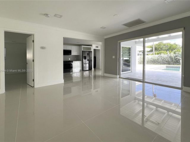 Home for sale at 1321 Garfield St - photo 6196354