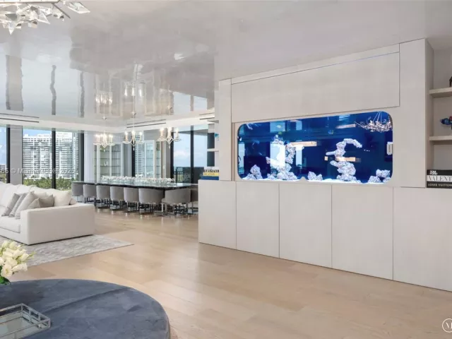 7-bedroom condo for sale in Fisher Island - 6893 Fisher Island Dr LPH 6893 - MondialRealty