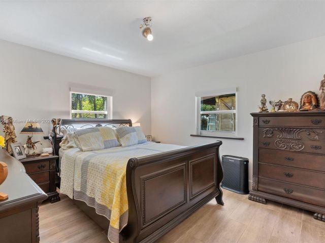 Home for sale at 310 NW 130th Ave - photo 6198286