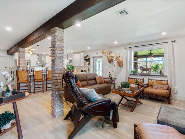 Home for sale at 310 NW 130th Ave - photo 6198287