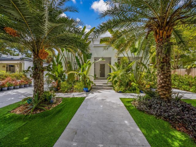 Home for sale at 120 NW 49th St - photo 6238341