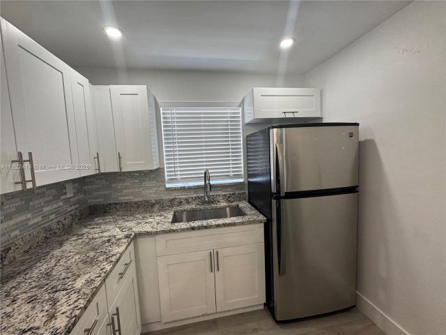 Home for sale at 1657 SW 44th Ave - photo 6198477