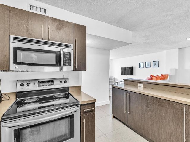 Apartment for sale  Unit #434S - photo 6204908