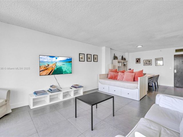 Apartment for sale  Unit #434S - photo 6204911