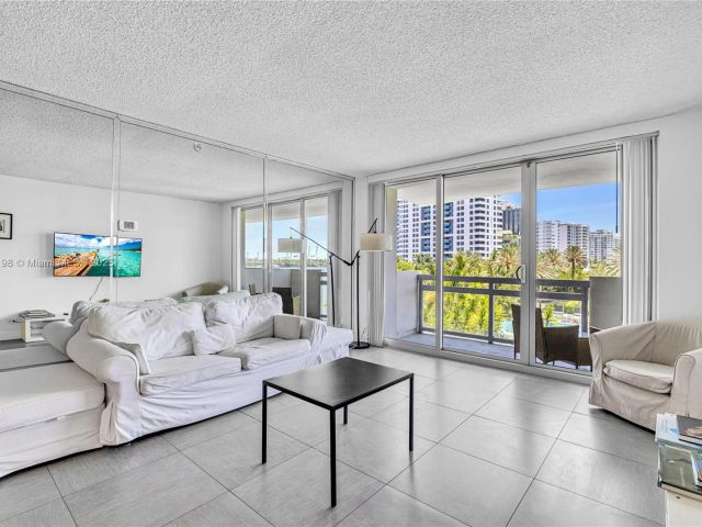 Apartment for sale  Unit #434S - photo 6204914