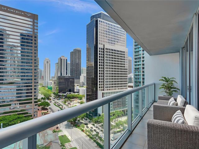 Apartment for sale  Unit #2009 - photo 6199812