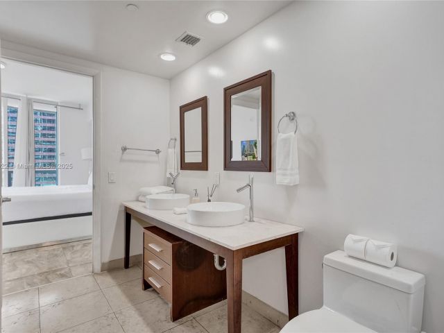 Apartment for sale  Unit #2009 - photo 6199816