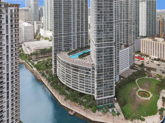 Apartment for sale  Unit #2009 - photo 6199827