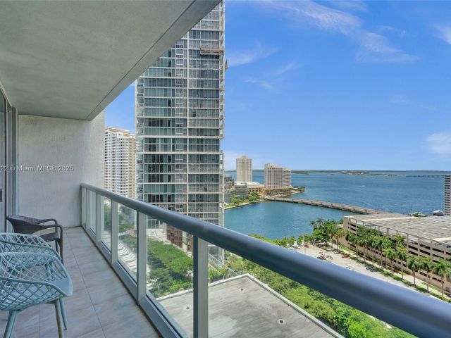 Apartment for sale  Unit #2009 - photo 6199828