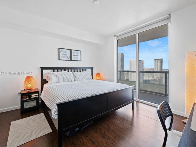 Apartment for sale  Unit #3605 - photo 6203351