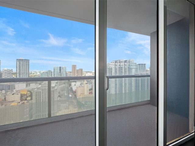 Apartment for sale  Unit #3605 - photo 6203353