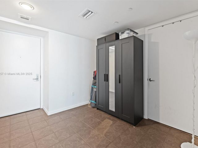 Apartment for sale  Unit #3605 - photo 6203354