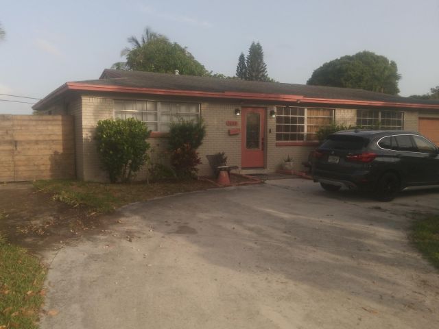 Home for sale at 3209 N Australian Avenue - photo 6507071