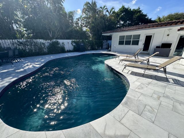 Home for rent at 212 Kings Lynn - photo 6252803