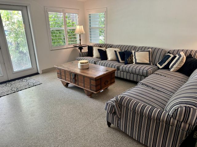 Home for rent at 212 Kings Lynn - photo 6252818